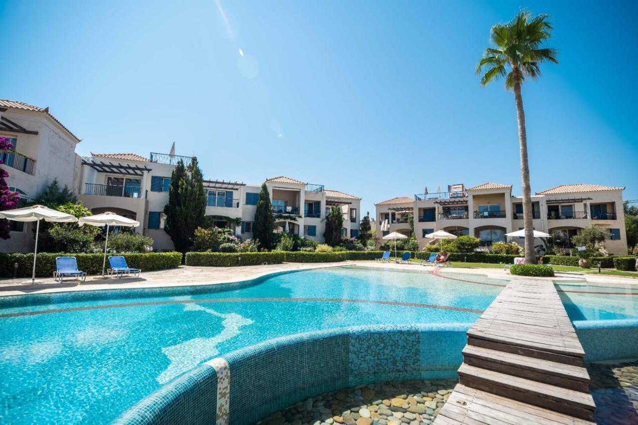 Villa Rodo Pirgos Psilonerou Exterior photo